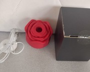 Masażer wibrator ssący różyczka vacum 