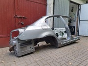 bmw e60 Lift ćwiartka Prawa Tył z progiem i kawałkiem dachu