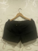 Spodenki czarne Diverse, rozm.M