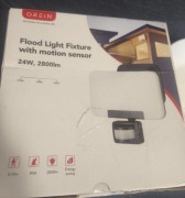 Reflektor zewnętrzny 