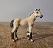 Schleich koń achał-tekiński źrebię figurka model wycofany z 2011 r.