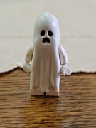 Lego gen046 Monster Fighters minifigurka Duch fluorescencyjna