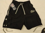 Spodenki Lonsdale London czarne, białe, nowe – kieszenie cargo, siatka