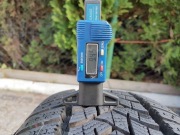 Dunlop SP WINTER SPORT 5 205/60/16 1x9,4mm