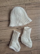 Sinsay komplecik czapeczka zimowa z koronką i buciki skarpetki 62/68