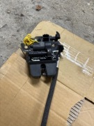 Zamek klapy bagażnika z odciągiem Passat b8 kombi