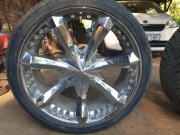 Felgi 22" z nowymi oponami