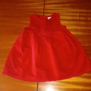 sukieneczka czerwona -delikatny sztruks -rozmiar 68cm