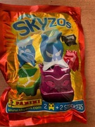 Figurki SKYZOS  karty nowe 