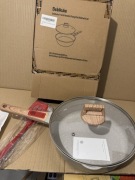 Patelnia nieprzywierająca, 28 cm, z pokrywką, 4,3 l, ze zdejmowanym uchwyte