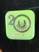 Wpinka Universal przypinka Universal Warszawa 20 LAT 1959 1979 PRL