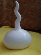 KOT Z PORCELANY FIGURKA STOJAK NA BIŻUTERIĘ 