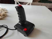 Joystick spectravideo w pełni sprawny ładnym stanie.