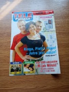 Plakaty i wycinki z gazet 