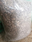 Pellet z drewna iglastego i liściastego