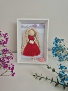 Makramowa laleczka w ramce