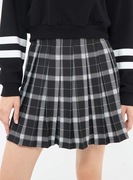 Spódniczka w kratę. Czarna. Krótka