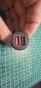 Adapter, ładowarka samochodowa z dwoma wyjściami 5V. Marka 70mai. 