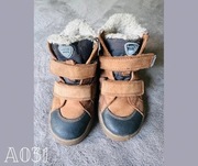 Buty zimowe Lasocki Kids rozmiar 26 długość wkładki 17cm na rzepyA031