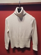 Damski sweter, golf - rozmiar M