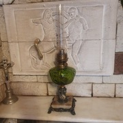 Stara=sprawna lampa naftowa w secesyjnym stylu