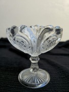 Cukiernica na nóżce 