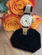 Piekny stary zegarek mechaniczny Zaria 