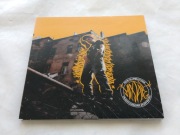Peja / Slums Attack – Trudny Dzieciak Stary Wyga CD RPS Dedis Hudy HZD