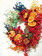 Intensywnie kolorowy wieniec JESIEŃ–ZIMA z naturalnych suszonych roślin