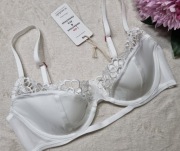 Biustonosz biały, rozmiar 75C z fiszbinami Scandale eco lingerie NOWY 