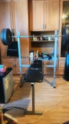 Ławka do ćwiczeń z gryfem i obciążeniem 40 kg