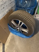 Felgi z oponami. Oryginalne Mercedes w167 gle 1 sezon