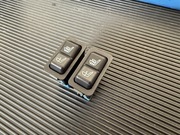 Włącznik przełącznik podgrzewania fotela BMW E34 E32 1390888