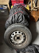 Ford Focus MK1 - 4x Felgi 14" + opony zimowe Dębica 175/70R14 + pokrowce 
