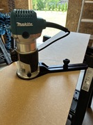 Cyrkiel do wycinania okręgów do frezarki Makita RT0700C