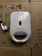 Opiekacz do kanapek dla singla