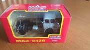 1:43 MAZ 5428 CIĄGNIK SIODŁOWY, NAP