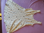 Sukienka bez rękawów 