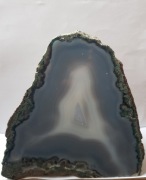 Agat geoda polerowana – buła surowa stojąca naturalna_duża