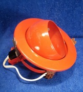 Ruchoma oprawa oświetleniowa sufitu podwieszanego