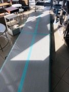 Materac gimnastyczny 4m 400cm do pływania