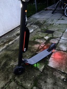 Hulajnoga elektryczna segway ninebot es2