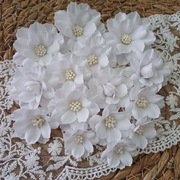 Kwiaty z tkaniny ręcznie robione CP13/01