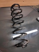 Sprężyna zawieszenia tylnego VW Passat B8