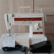Maszyna do szycia Łucznik kl 827 JAK NOWA.