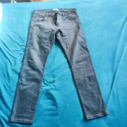 Jeansy Wrangler Larston 812 Slim tapered