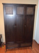 Szafa drewno-rattan-metal