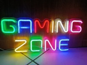 Neon "GAMING ZONE".
