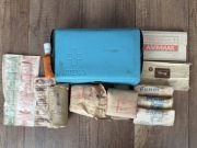 Apteczka ZSRR z wyposażeniem - Dla Kolekcjonera