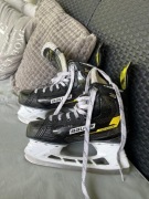 Łyżwy hokejowe bauer